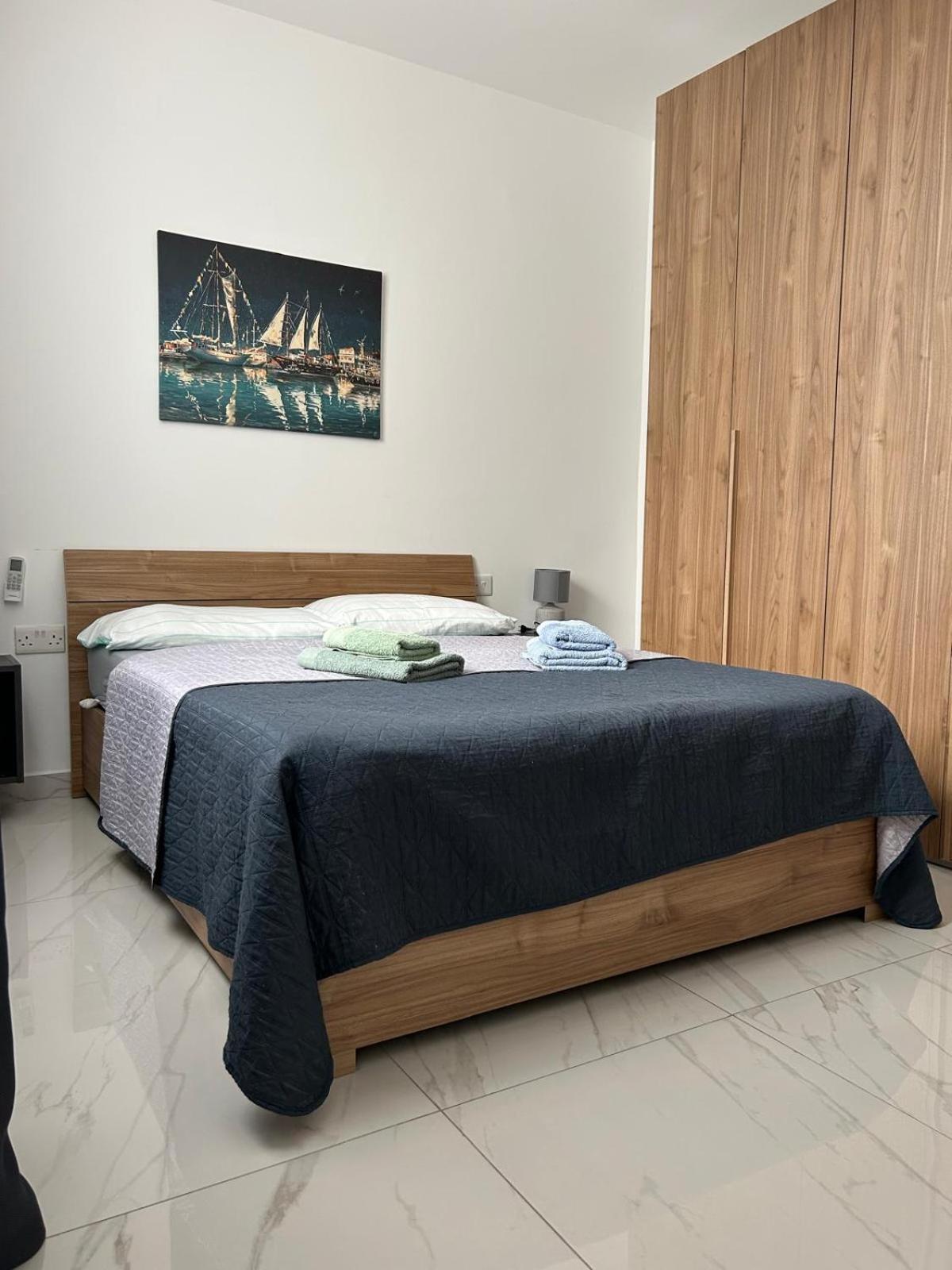 Exceptional 3-Bedroom Apartment, Sliema - Tigne Point! Eksteriør bilde