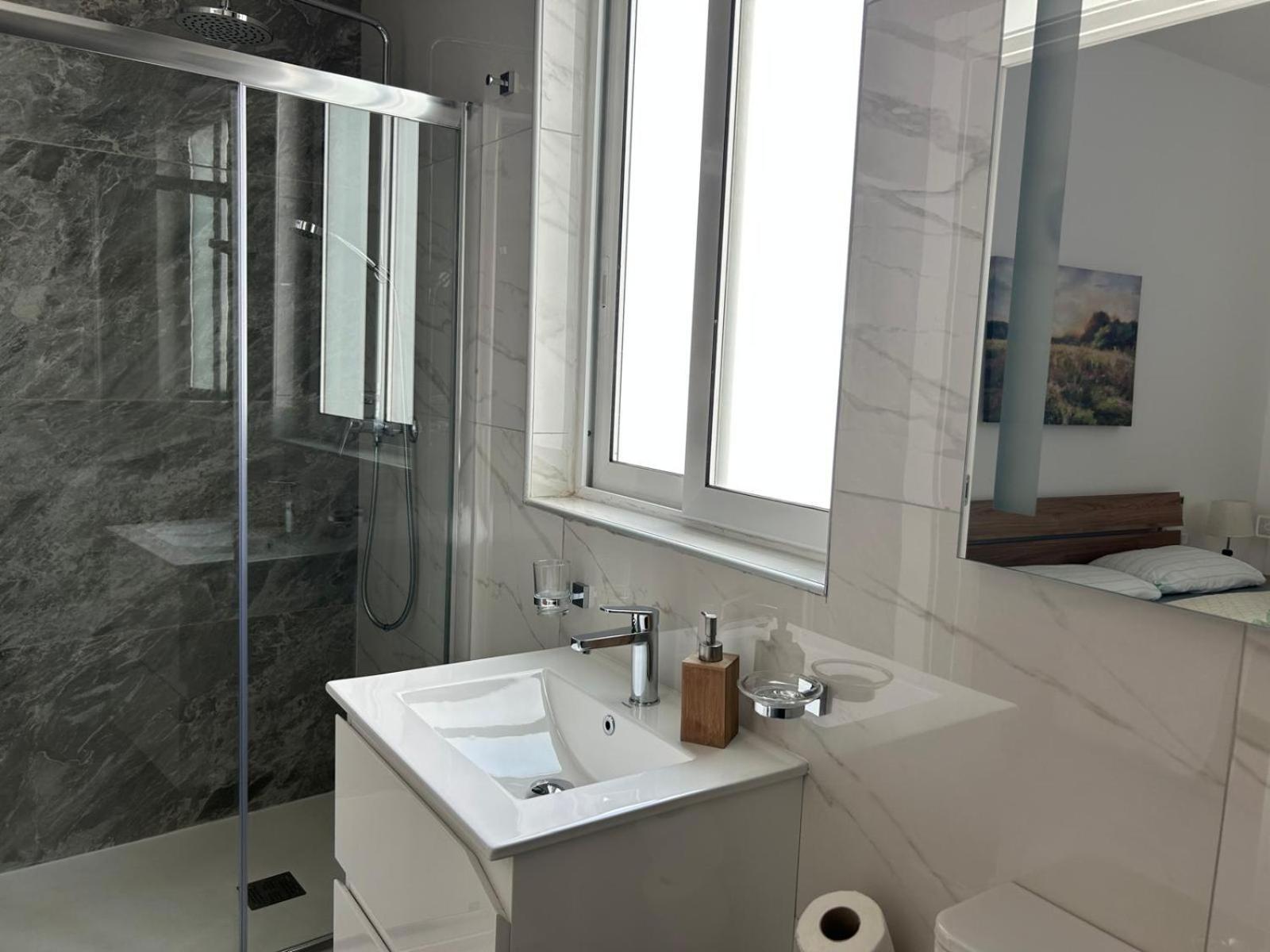Exceptional 3-Bedroom Apartment, Sliema - Tigne Point! Eksteriør bilde