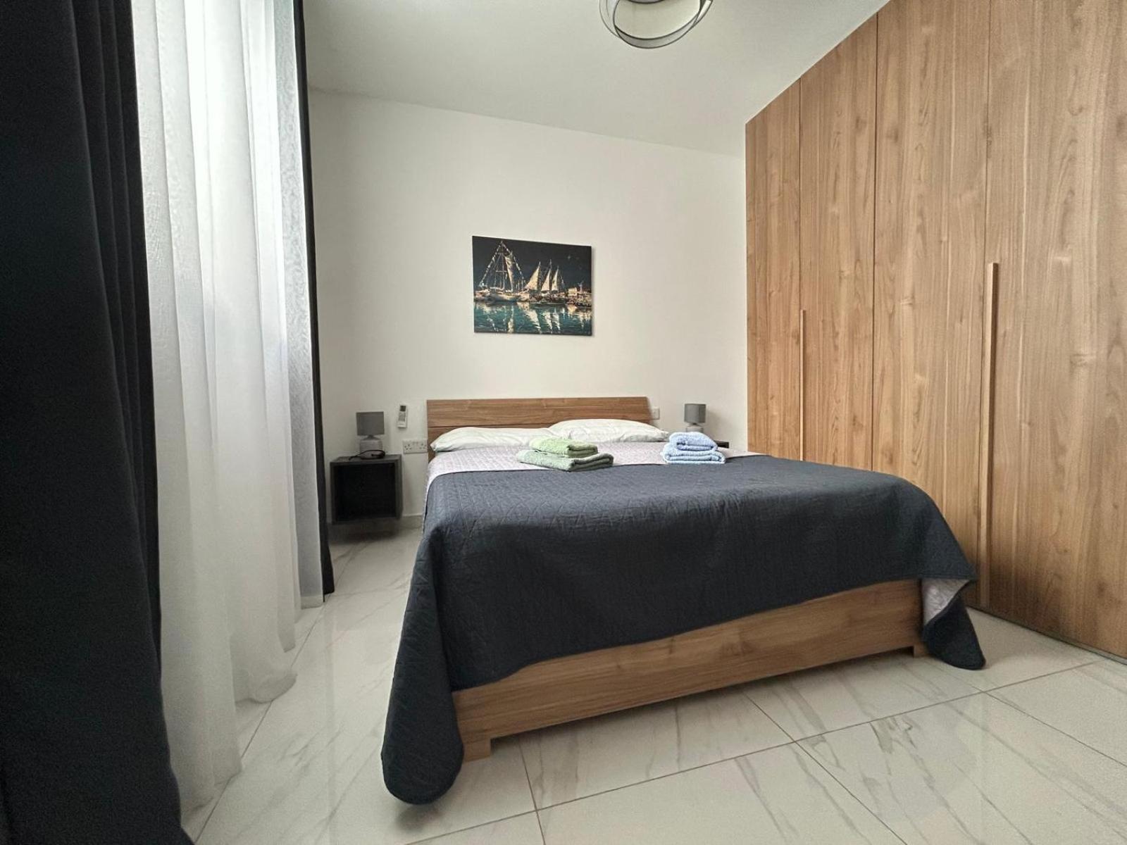 Exceptional 3-Bedroom Apartment, Sliema - Tigne Point! Eksteriør bilde