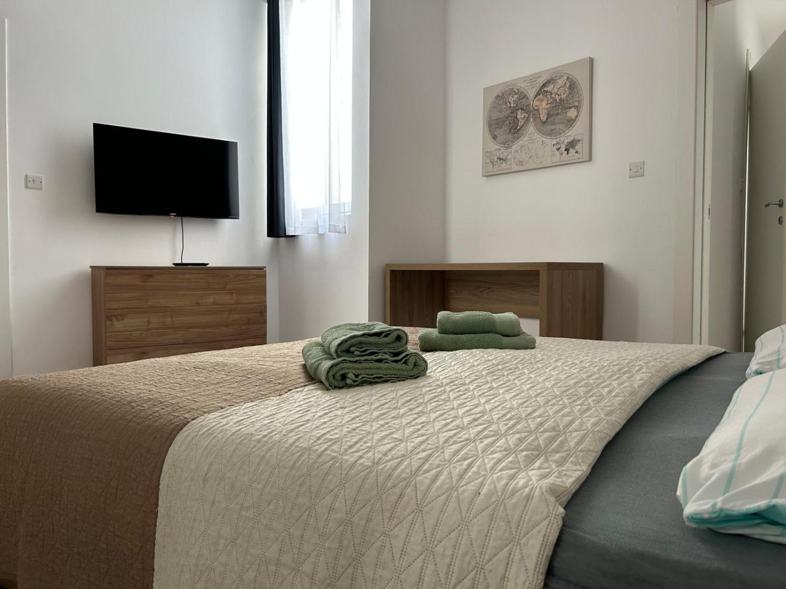 Exceptional 3-Bedroom Apartment, Sliema - Tigne Point! Eksteriør bilde