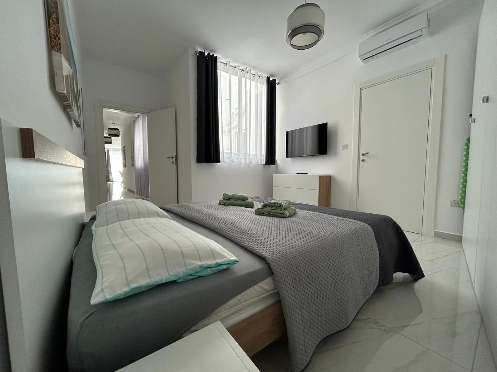 Exceptional 3-Bedroom Apartment, Sliema - Tigne Point! Eksteriør bilde